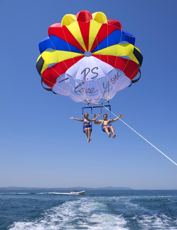 Salamander Beach Accommodation - Adults Only Salamander Bay Buitenkant foto