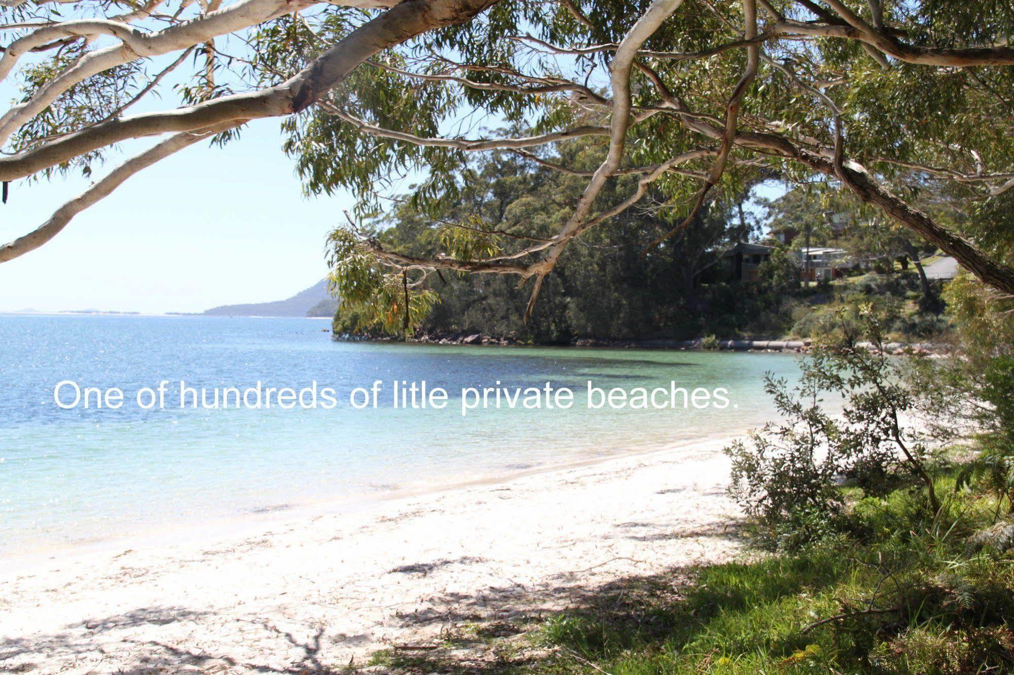 Salamander Beach Accommodation - Adults Only Salamander Bay Buitenkant foto